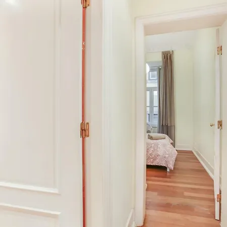 M113-madalena Luxury Central